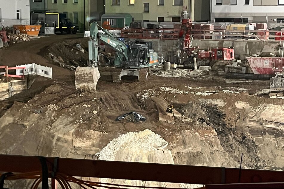 Bauarbeiter hatten am Montagnachmittag eine rund 250 Kilogramm schwere Fliegerbombe auf einer Baustelle gefunden.