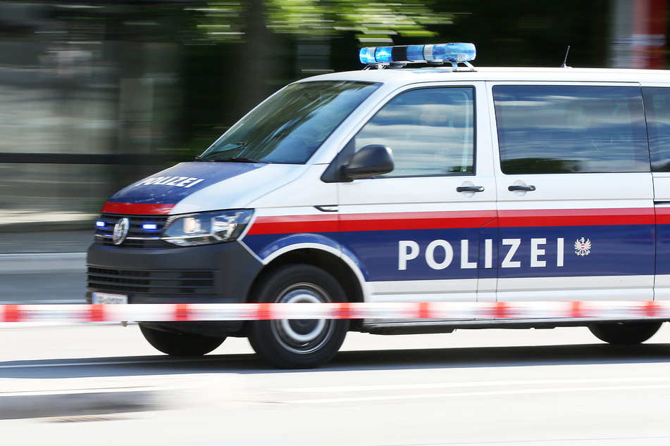 Die österreichische Polizei schlug jetzt zu und nahm drei Verdächtige fest. (Symbolbild)