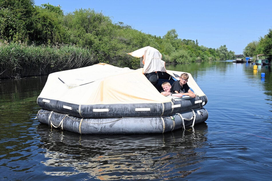 Leipzig: Reif für die Insel? Leipzigs erstes echtes Wasserbett ist da