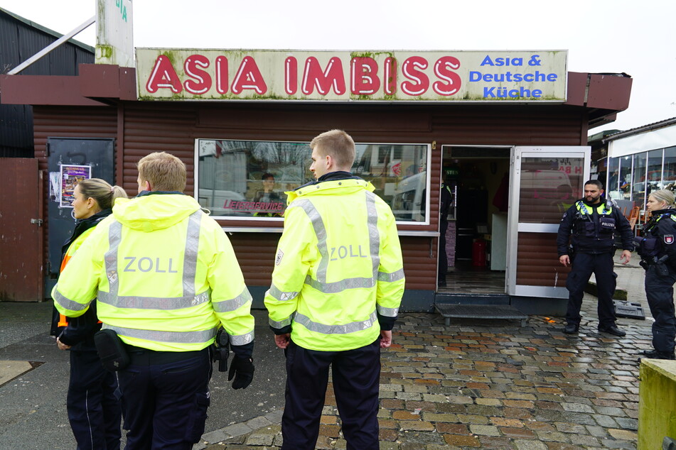 Razzia in der Billstraße: Polizei durchsucht Gaststätten und Imbisse