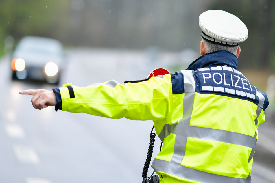 Die Polizei hat bei Wolkenstein Autos Motorräder und Quads kontrolliert. (Symbolbild)