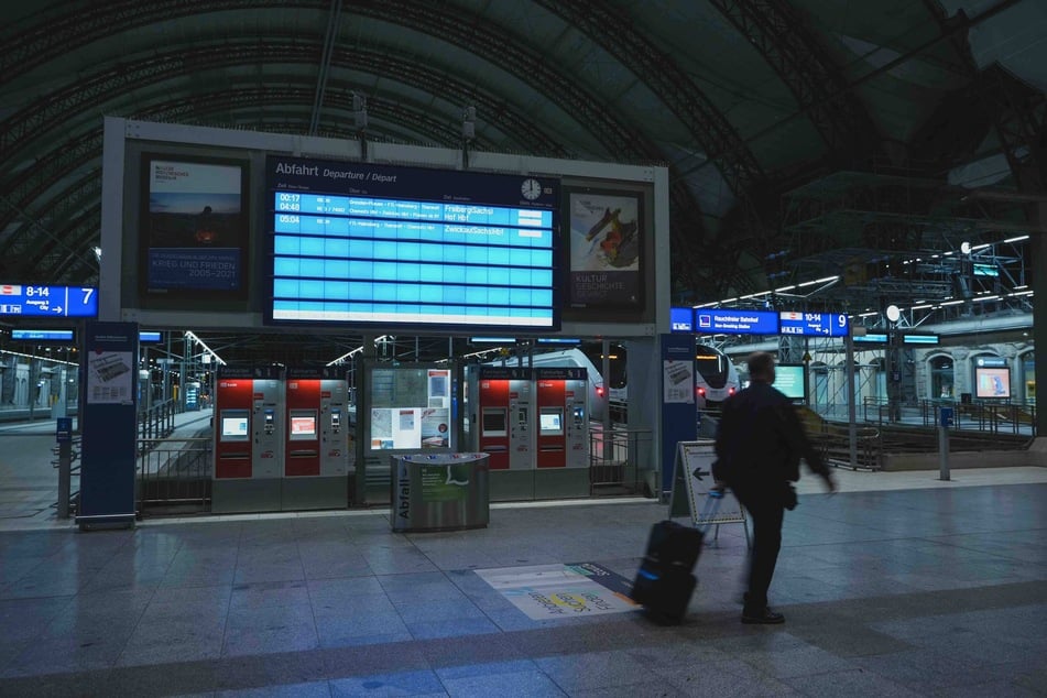 Nix los am Dresdner Hauptbahnhof: Am Montag streikt der Öffentliche Personennahverkehr.
