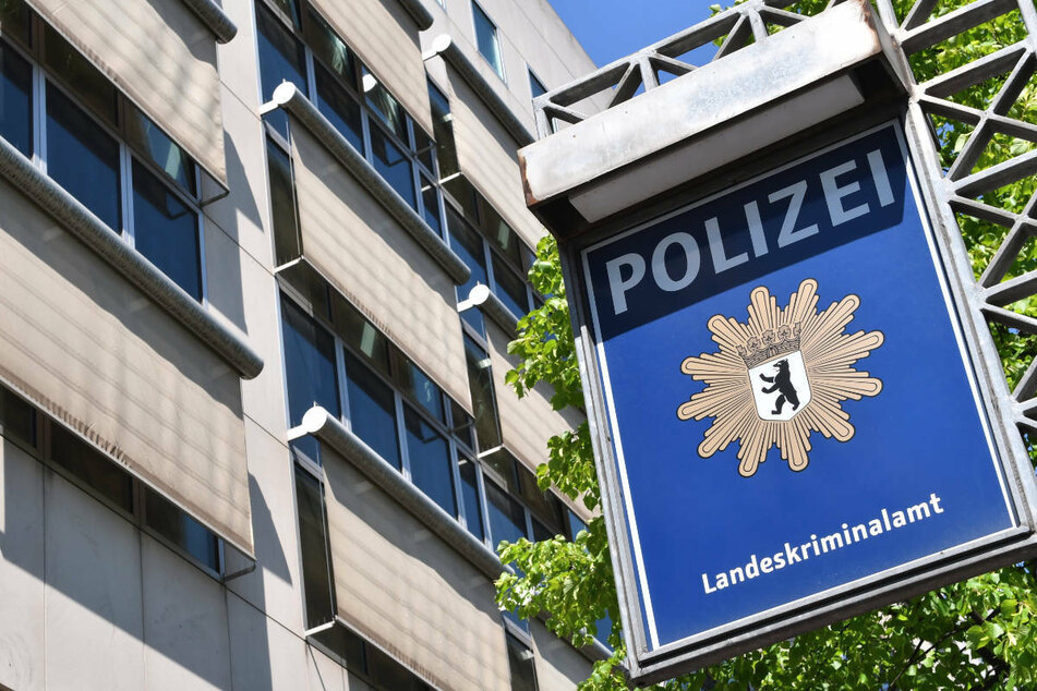Ein Kommissariatsleiter für verdeckte Maßnahmen beim Landeskriminalamt Berlin soll einen sechsstelligen Betrag veruntreut haben. (Symbolfoto)