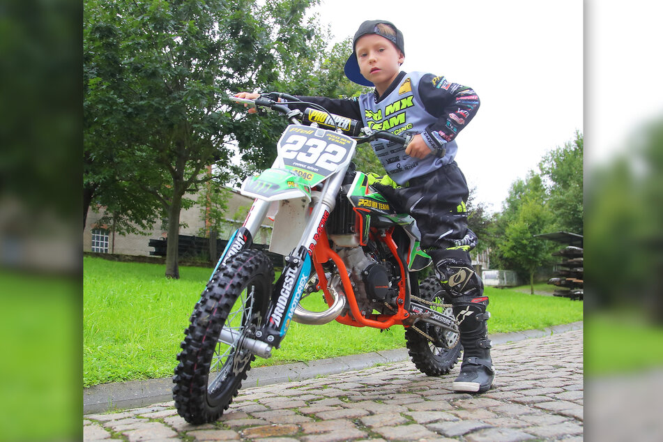 Fies! Einbrecher klauten Franz (6) seine KTM.
