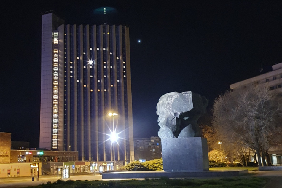 Das Dorint-Hotel will den Chemnitzern in Corona-Zeiten zum Tagesausklang ein Lächeln ins Gesicht zaubern.