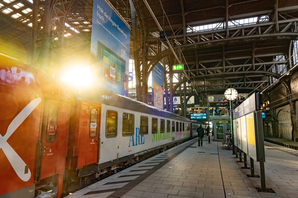 Vom Hamburger Hauptbahnhof geht es bis nach Stockholm. (Archivfoto)