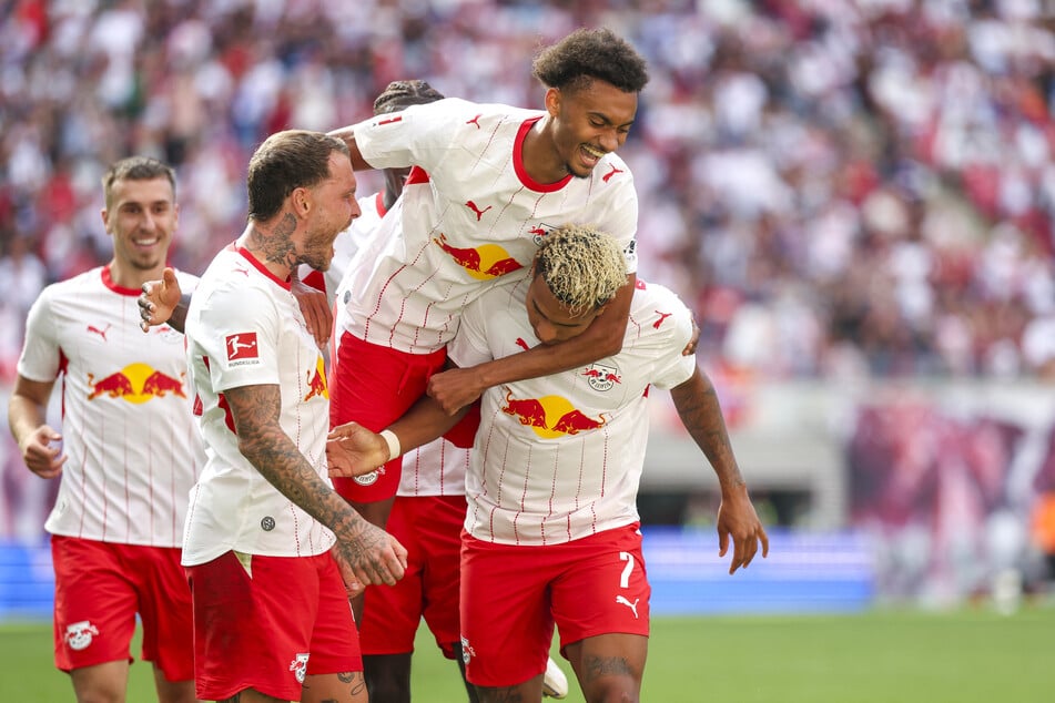 Antonio Nusa machte kurz nach Wiederbeginn das 2:0 und stellte damit die Weichen auf Sieg.