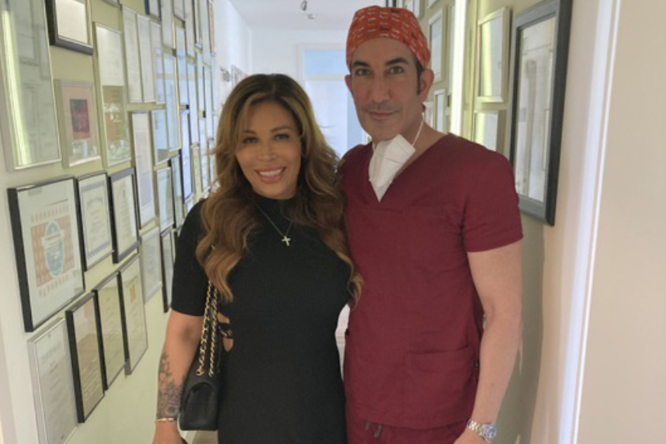 Er hat ihr den Hintern gepimpt: Patricia Blanco (51) mit ihrem Arzt Dr. Afschin Fatemi (50).