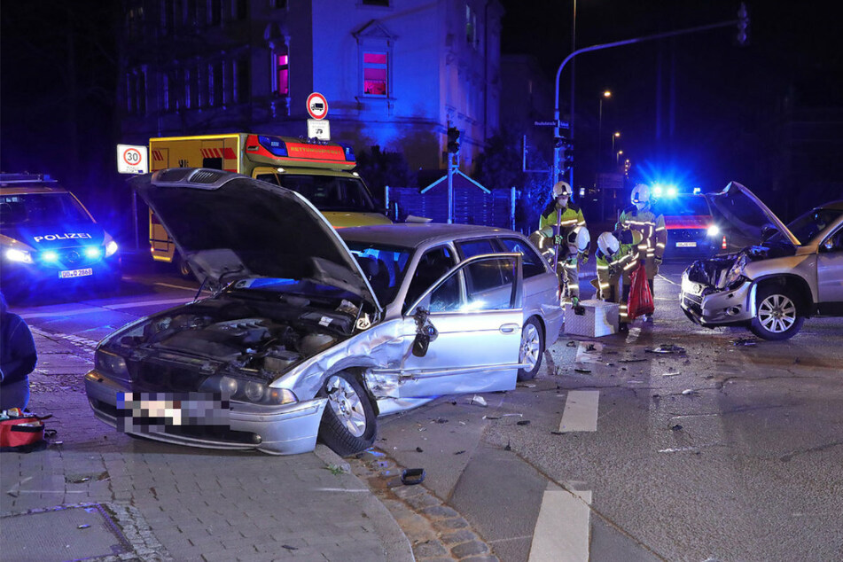 Zum zweiten Mal in zwei Tagen: Heftige Kollision nahe ElbePark!