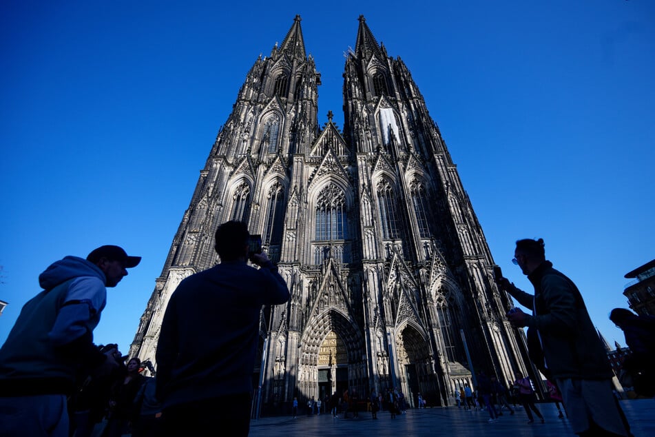 Ab dem 1. Juli zahlen Besucher 12 Euro eintritt für den Kölner Dom.