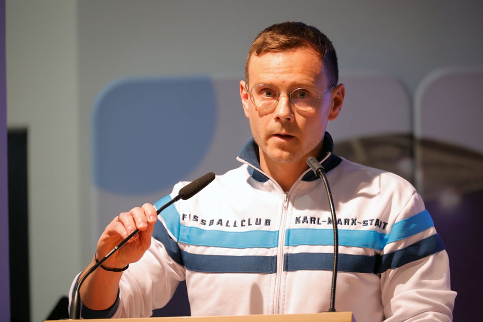 Klare Ansage von CFC-Sportdirektor Chris Löwe (37): Chemnitz soll zurück zum Profifußball.