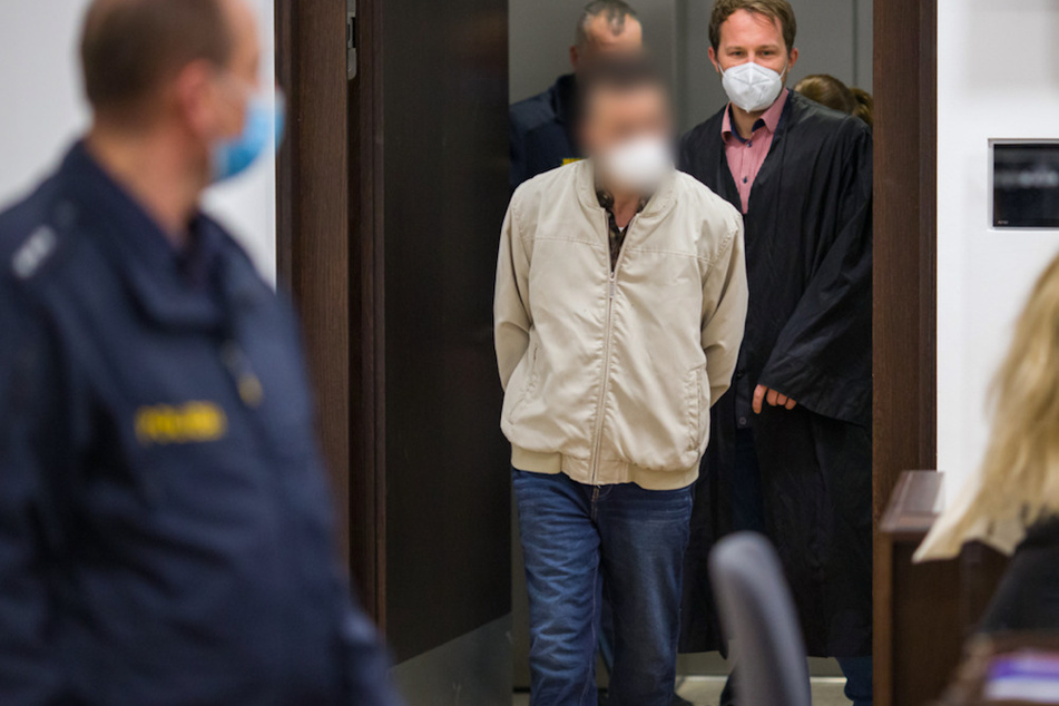 Kontrahenten an Heiligabend vor U-Bahn gestoßen: 33-Jähriger gesteht alles