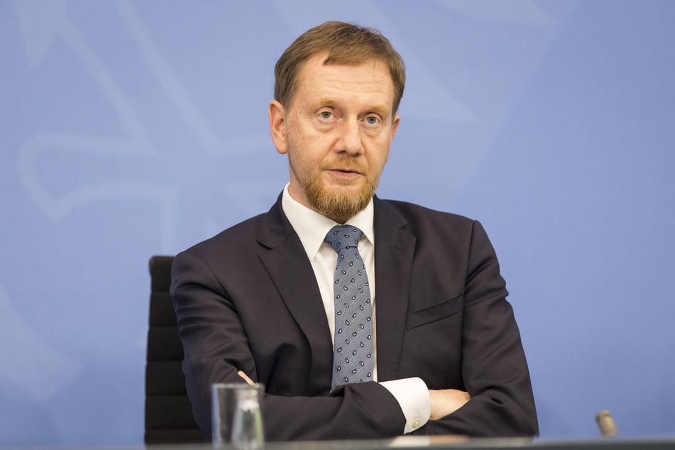 Sachsens Ministerpräsident Michael Kretschmer (50, CDU) fordert von VW Solidarität für Sachsen.