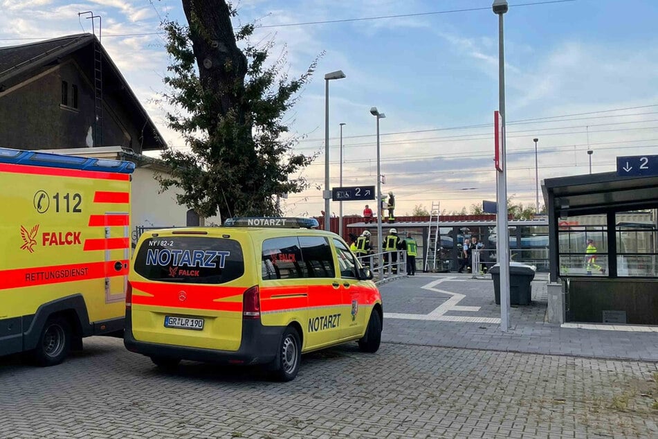 Am Bahnhof in Niesky kam es am Dienstagabend zu einem sogenannten "Stromunfall".