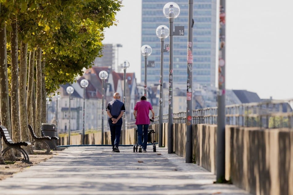 Wetter-Hammer in NRW! Der Sommer kehrt zurück
