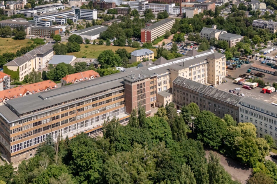 Das Spinnbau-Gelände in Altchemnitz galt lange als Vorzugsvariante für einen neuen Theaterstandort - nun ist die Debatte wieder offen.
