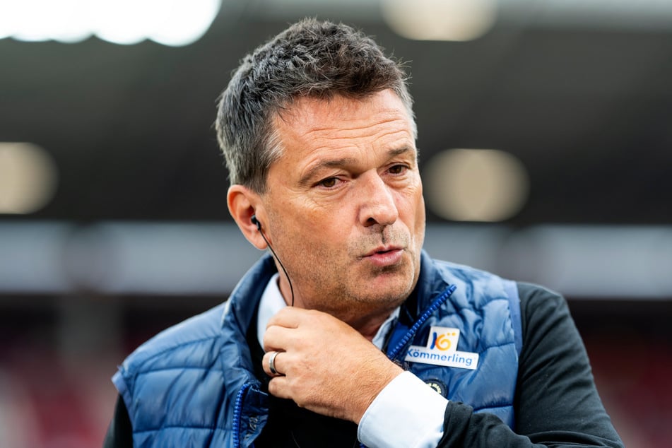 Der Mainzer Sportvorstand Christian Heidel (62) soll mit Burkardt eine mündliche Vereinbarung über die Wechsel-Modalitäten getroffen haben.