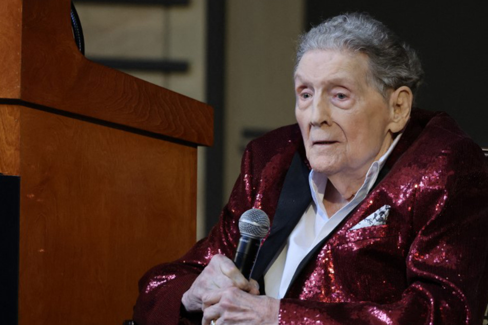 Jerry Lee Lewis' death confirmed after conflicting reports