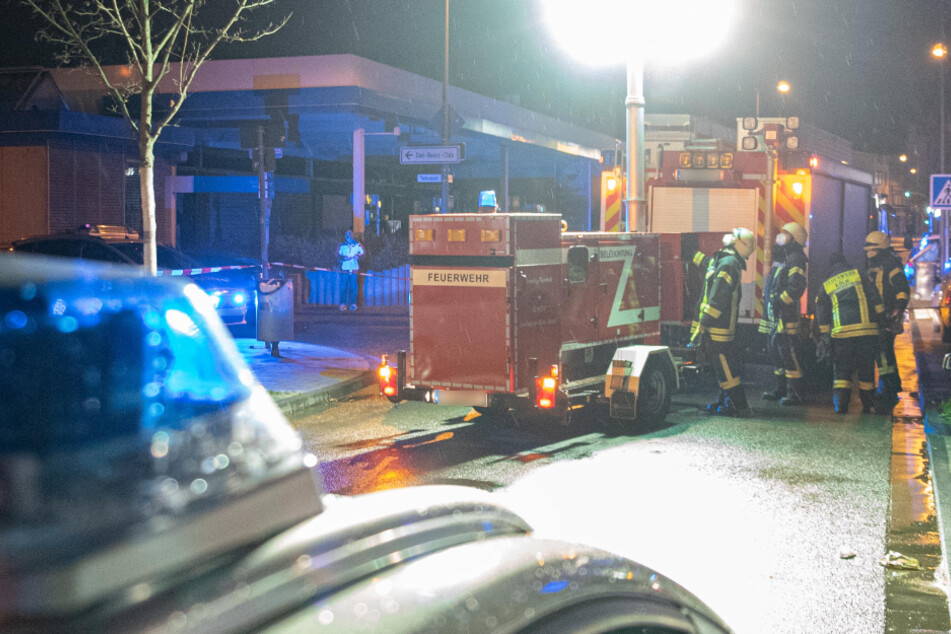 Polizei, Feuerwehr und ein Notarzt waren im Einsatz.