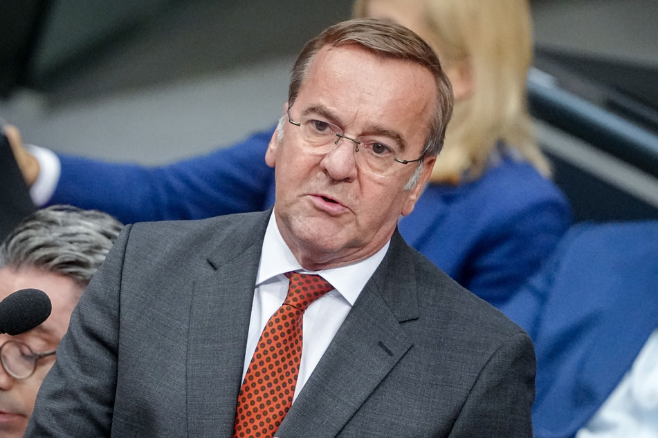 Verteidigungsminister Boris Pistorius (65, SPD) nennt große Zahlen.