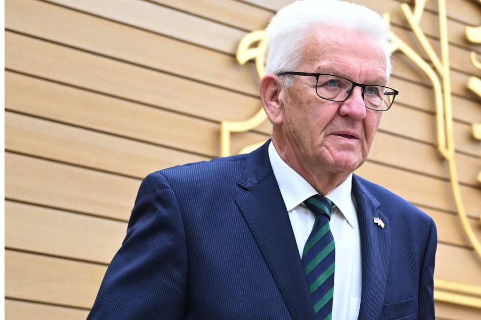 Verdienstorden: Ministerpräsident Kretschmann wird von Steinmeier geehrt!