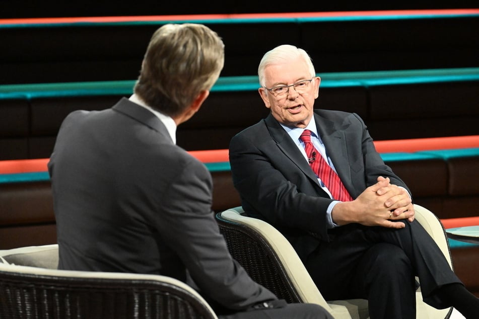 Zu Gast in der ZDF-Talkshow war am Donnerstagabend der CDU-Politiker und Ex-Ministerpräsident von Hessen Roland Koch (CDU, 68).
