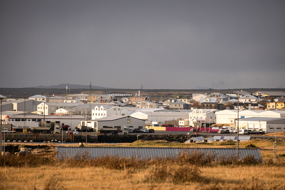 Das kleine Fischerdorf Grindavik auf der Halbinsel Reykjanes im Südwesten des Landes wurde bereits evakuiert.