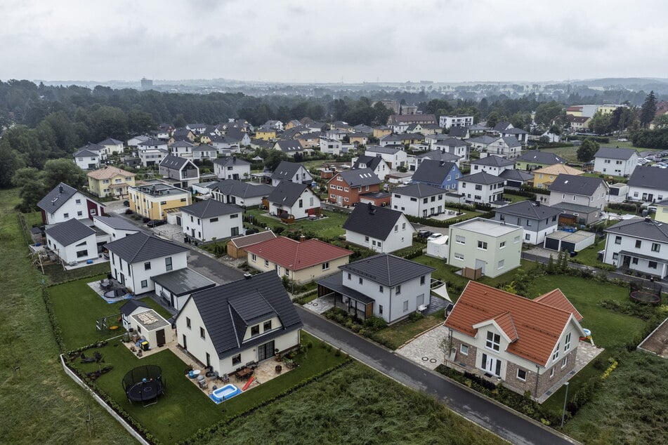 Neu gebaute Eigenheime wie am Bauernweg haben nach der Neuberechnung oftmals eine höhere Grundsteuer zu zahlen.