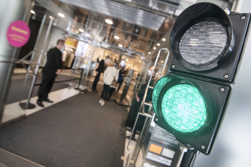 Das Kaufhaus Breuninger stellt einen Eilantrag.