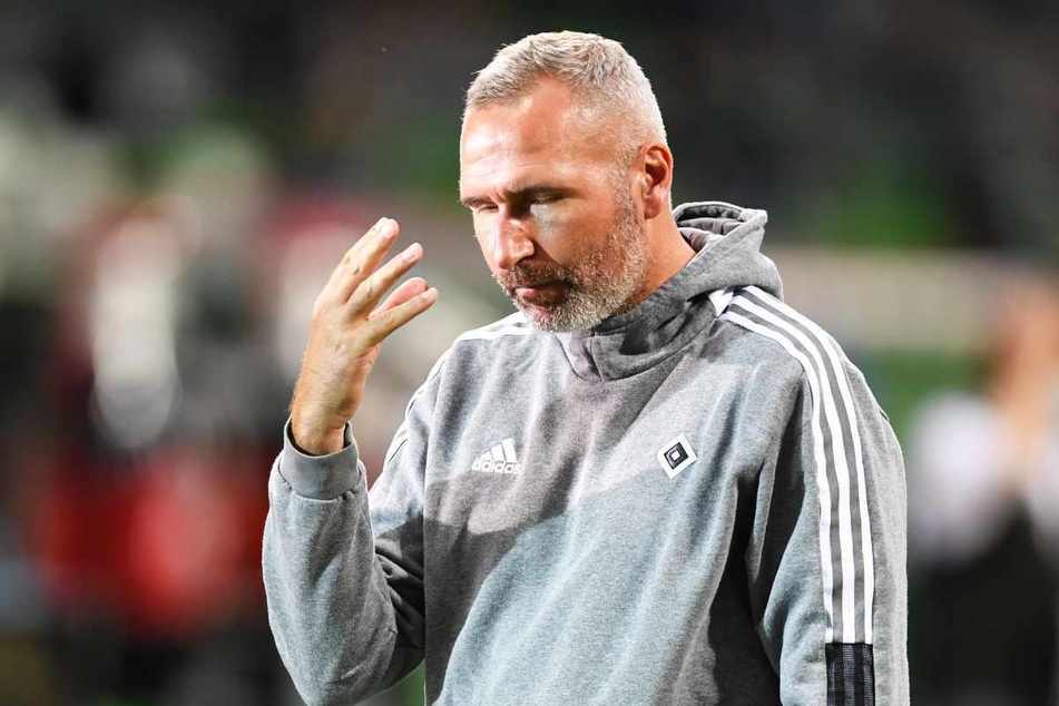 HSV-Trainer Tim Walter (45) ist weiterhin von seiner Mannschaft überzeugt.