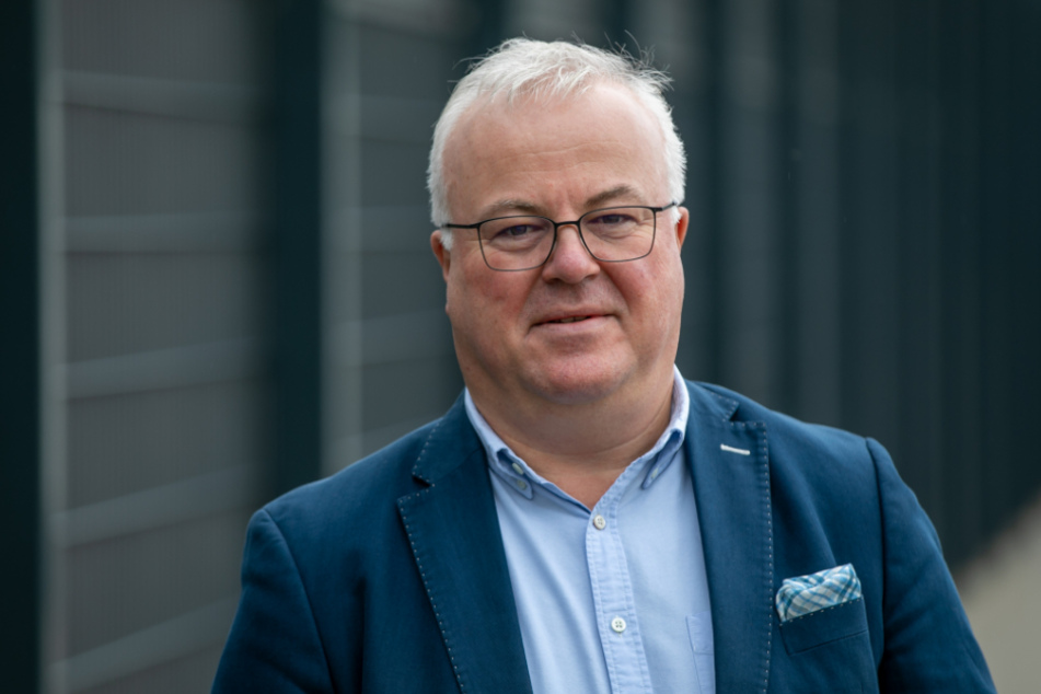 Frank Schröder (51)