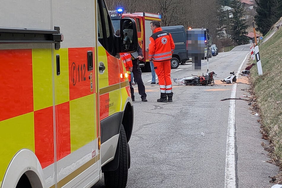 Die Feuerwehr kümmerte sich um die Erstversorgung.