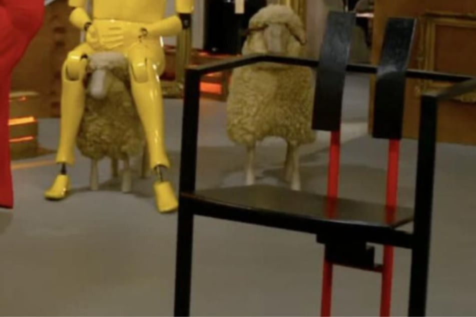 In einem trödel-Chat ging der Designerstuhl von Karl Friedrich Förster aus den 1990er-Jahren für schmale zehn Euro über den Tisch.