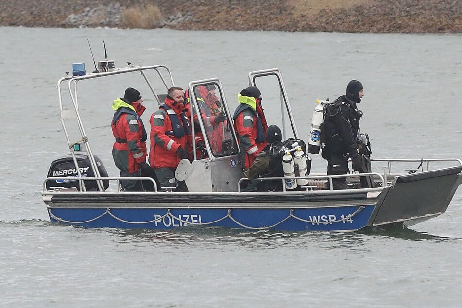 Vier Tage lang dauerte die dramatische Suche auf dem Geierswalder See.