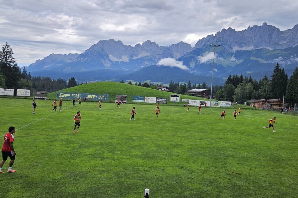 Am Freitag wurde in einer taktischen Spielform im 11-gegen-11 geübt. Vermutlich mit der Startelf für den Salzburg-Test.