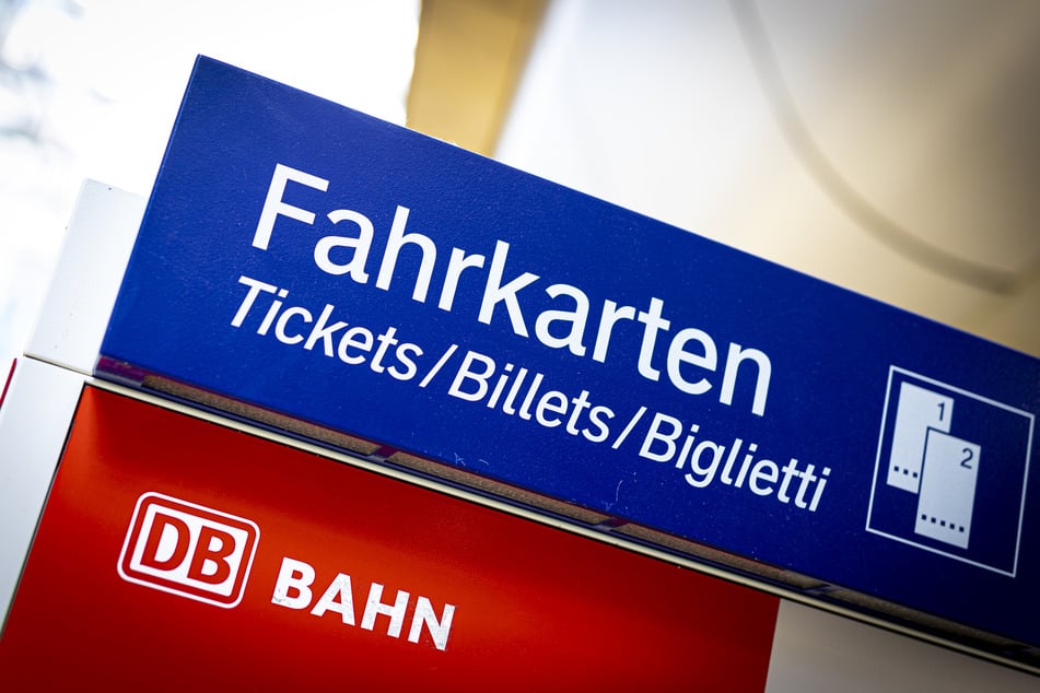 Die Deutsche Bahn erhöht ihre Preise.