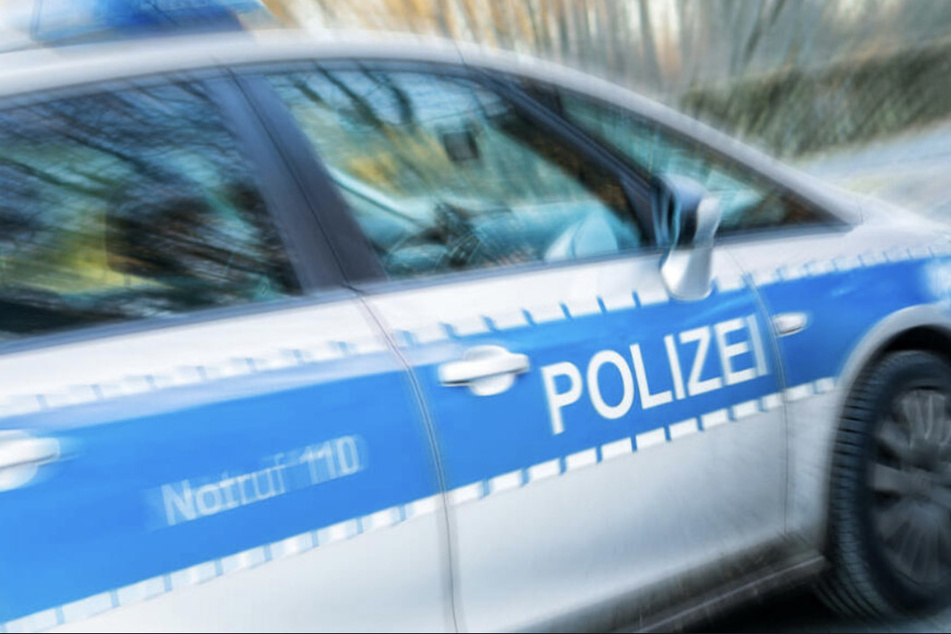 Die Polizei nahm den Verkehrsrüpel in seiner Wohnung fest.