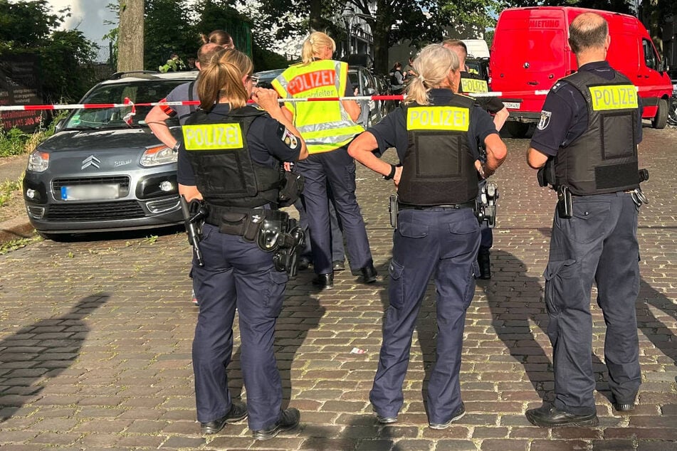 Berlin: Polizist bei Einsatz in Gesundbrunnen von Messer verletzt