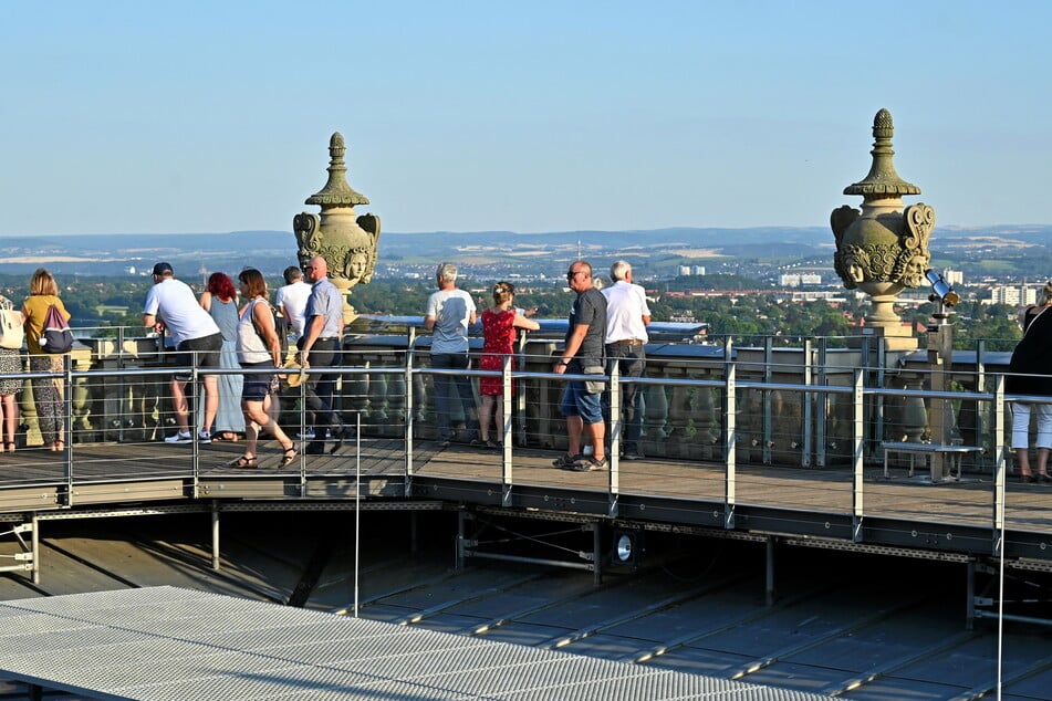 Auch die Dachterrasse mit dem schönen Blick über die Stadt bleibt für Besucher zugänglich.