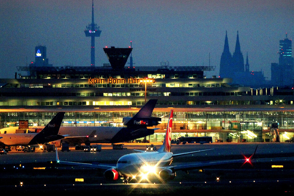 Am Flughafen Köln/Bonn starten und landen auch nachts viele Flugzeuge