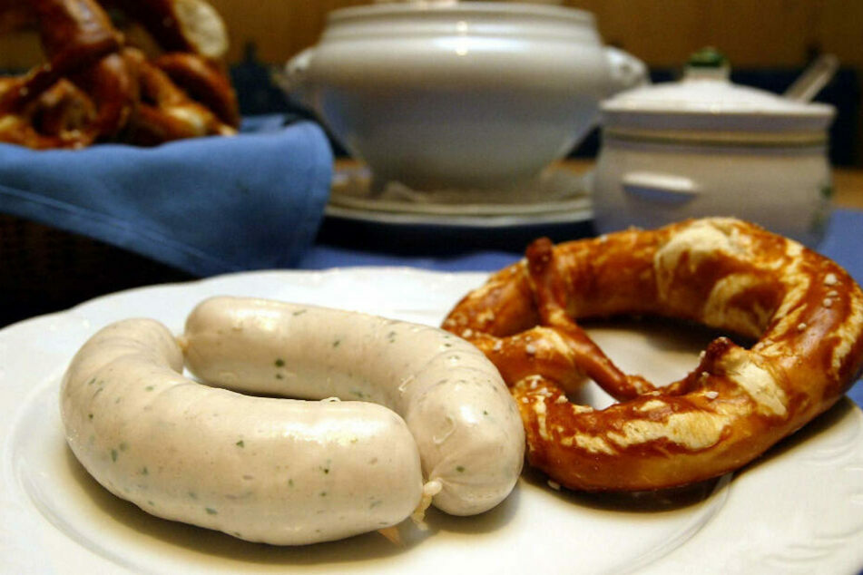 Bei einem Polizeieinsatz in einer Firma ging es sprichwörtlich um die Wurst. (Symbolbild)