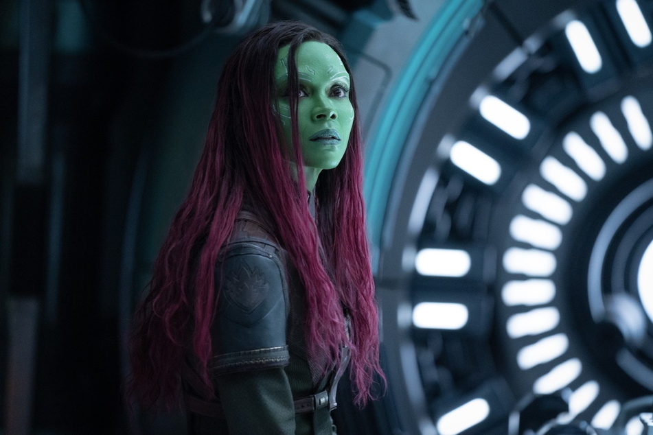Gamora (Zoe Saldana, 45) ist gerührt vom Zusammenhalt der Guardians.
