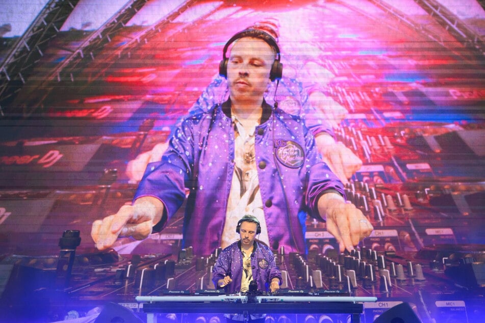 Der Dresdner DJ Purple Disco Machine (46) gab unter dem Kronentor gleich vier Konzerte hintereinander.