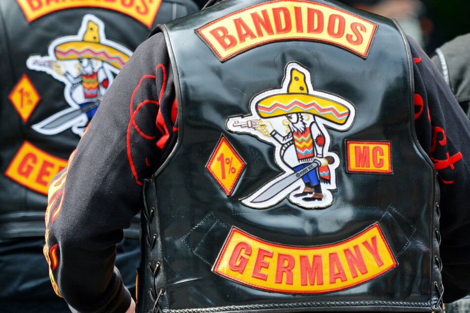 80 Mitglieder der Bandidos trafen sich in Stralsund und Bergen in Vorpommern. (Archivbild)