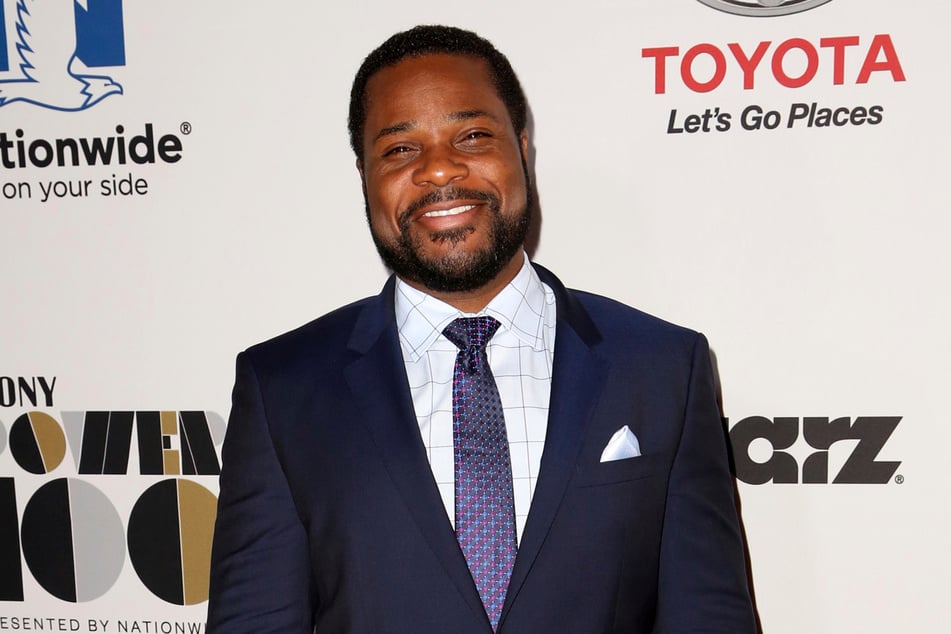 Bei einem schrecklichen Unglück im Karibischen Meer kam Schauspieler Malcolm-Jamal Warner (†54) ums Leben.