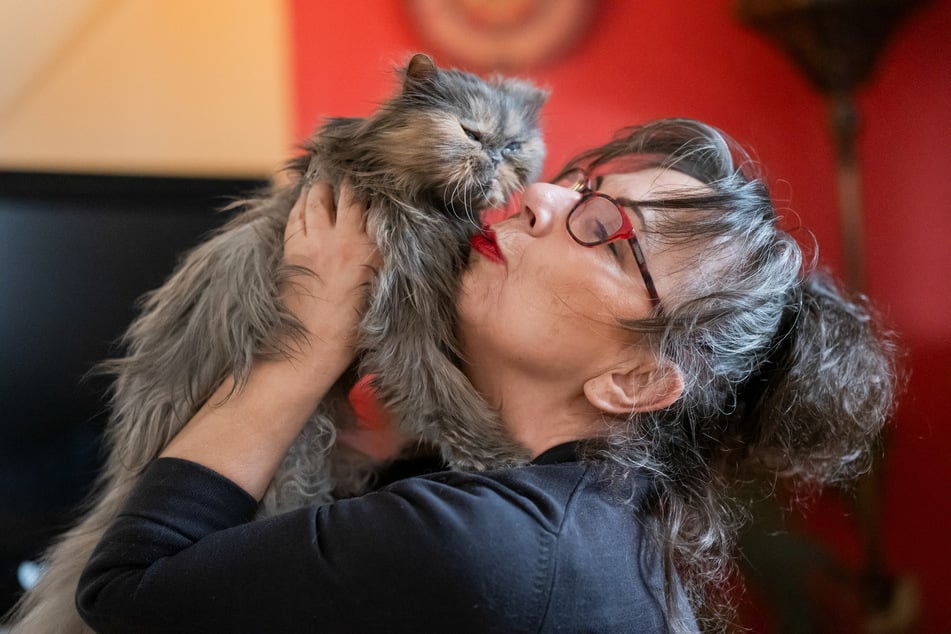 Marion (62) war Besitzerin der 24-jährigen Katze Moppi, eine der ältesten Deutschlands.