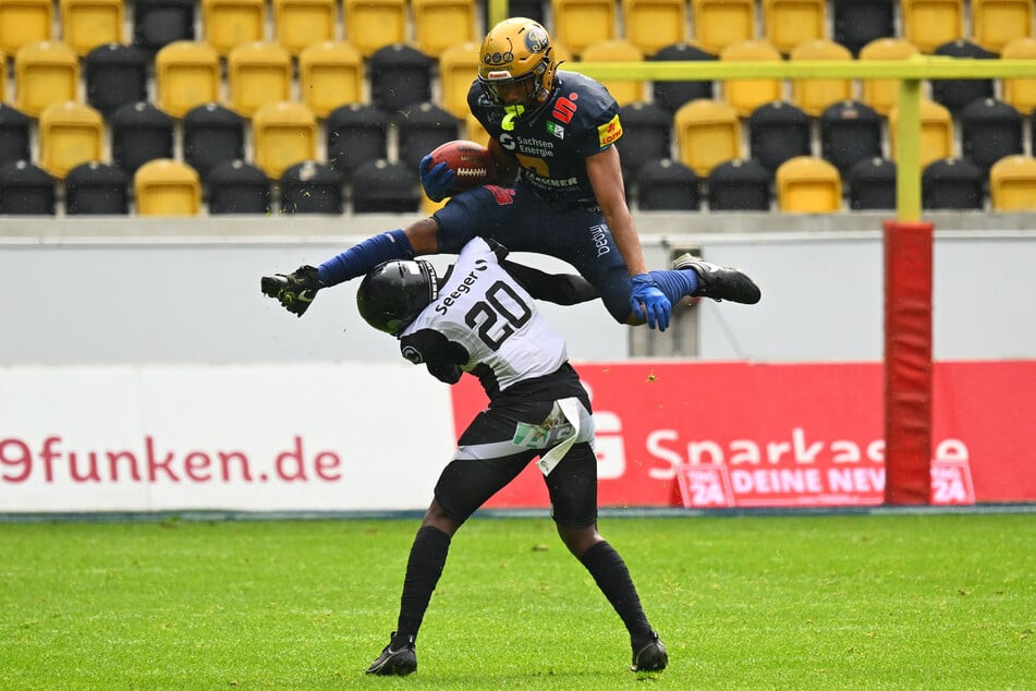 Er überragte sie alle: Tyler Hudson (25, o.) war mit Abstand der beste Receiver der GFL-Saison 2025.