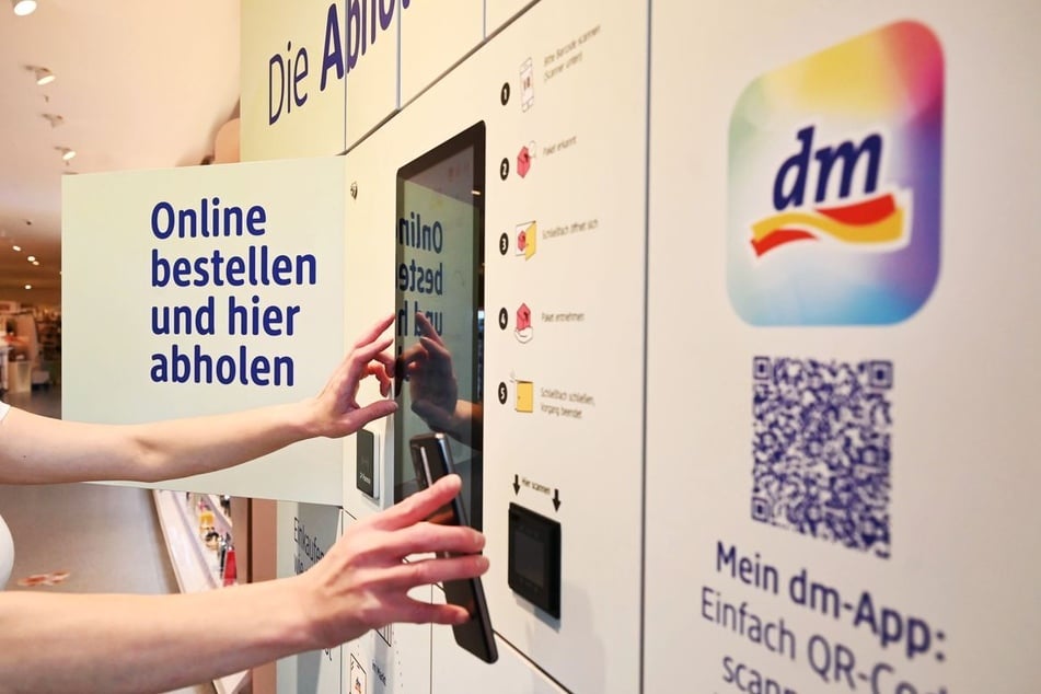 Die Drogeriekette dm setzt auf ihren Online-Shop. Auch apothekenpflichtige Medikamente wurden nun zum Verkauf angeboten.