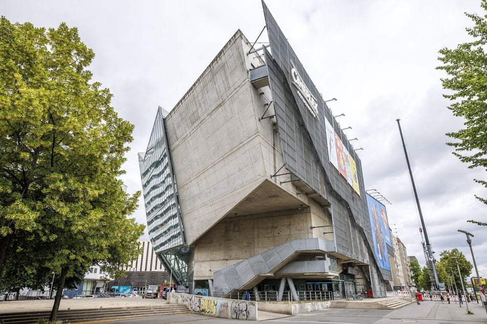 Cineplex betreibt mittlerweile auch den Kristallpalast in Dresden.