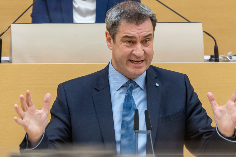 Markus Söder (54, CSU), Ministerpräsident von Bayern, gibt im bayerischen Landtag während der Corona-Sondersitzung eine Regierungserklärung ab.